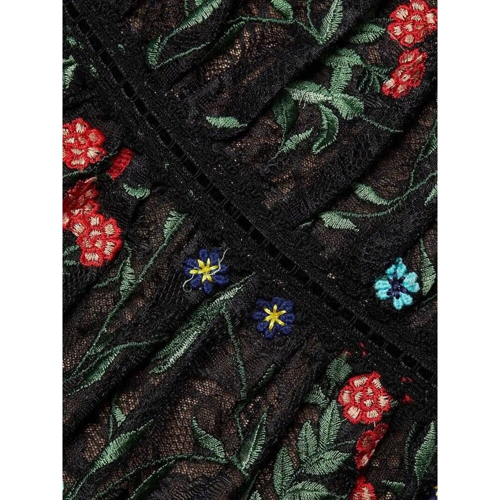 Alice + Olivia Stacey Bendet Black Floral Embroidered Lace Maxi Dress Size 12 - Picture 7 of 16